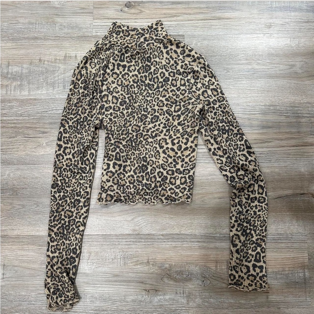 Out from under (Urban Outfitters)Turtle Neck Long Sleeve
